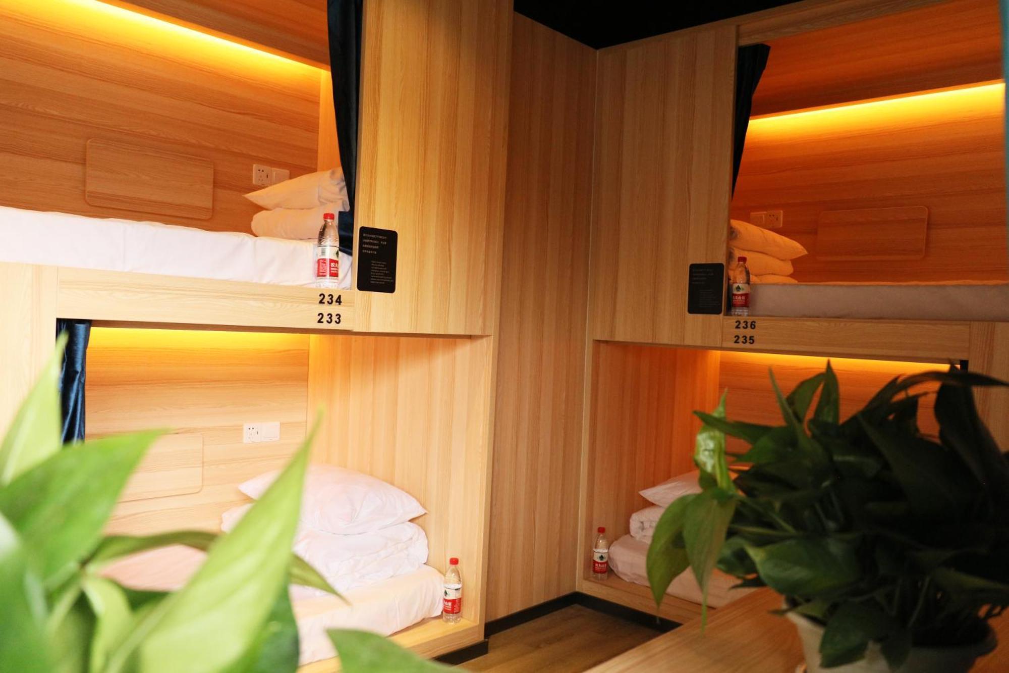 Lijiang Desti Youth Park Hostel Екстер'єр фото