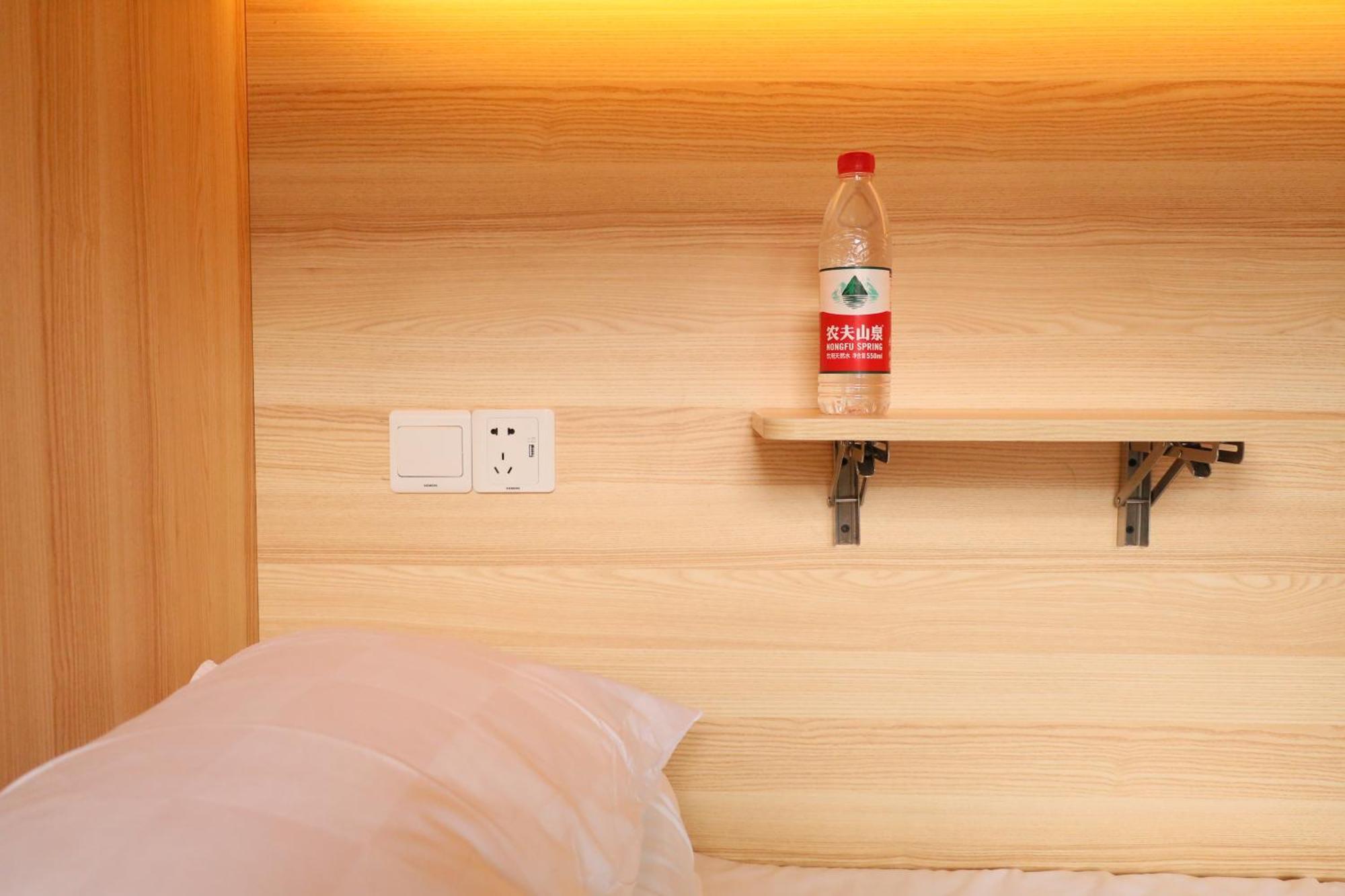 Lijiang Desti Youth Park Hostel Екстер'єр фото