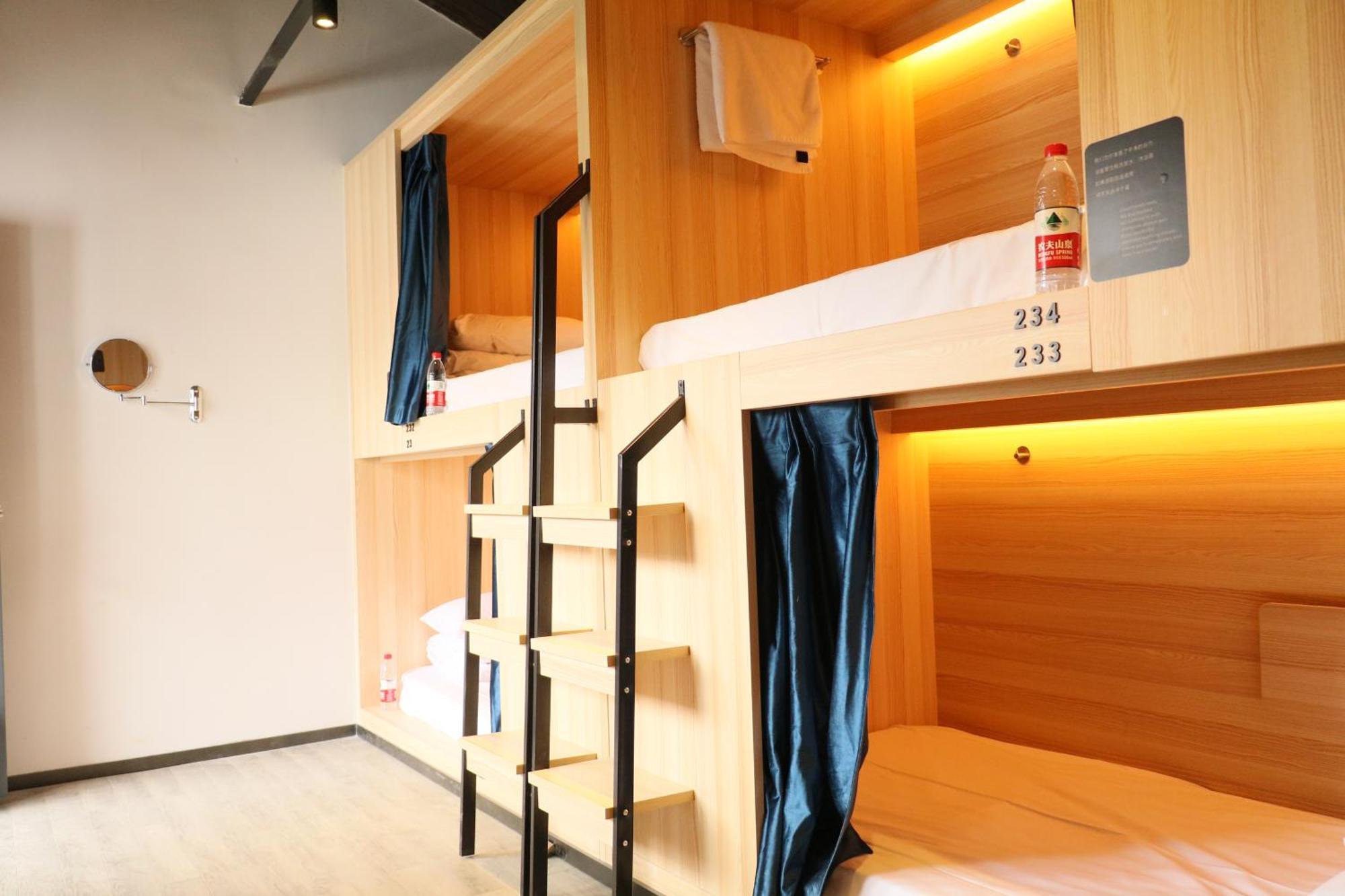 Lijiang Desti Youth Park Hostel Екстер'єр фото