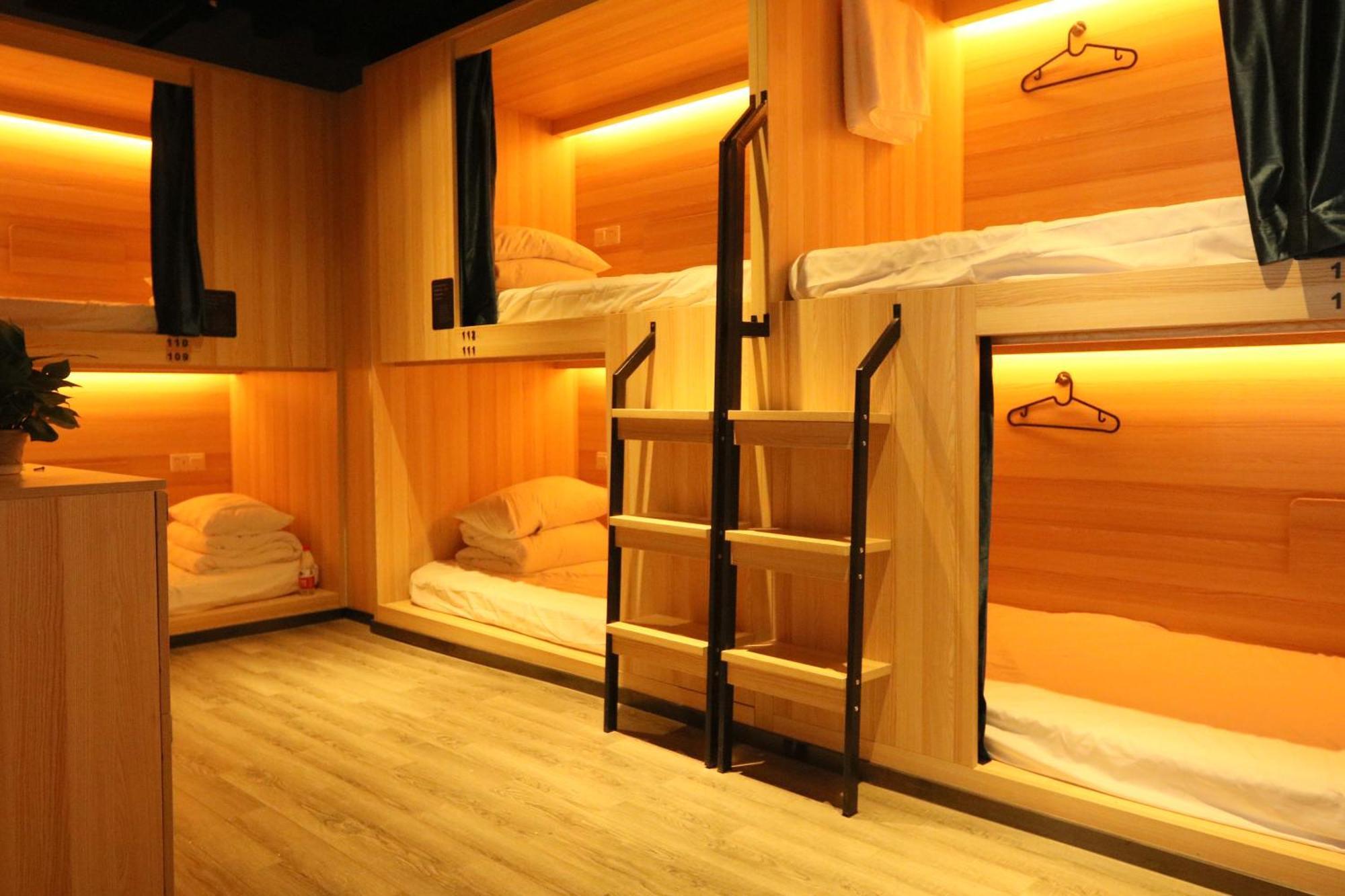 Lijiang Desti Youth Park Hostel Екстер'єр фото