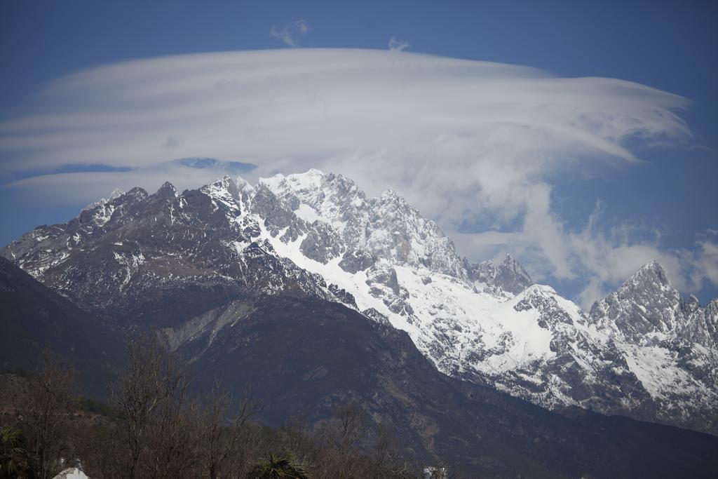Lijiang Desti Youth Park Hostel Екстер'єр фото