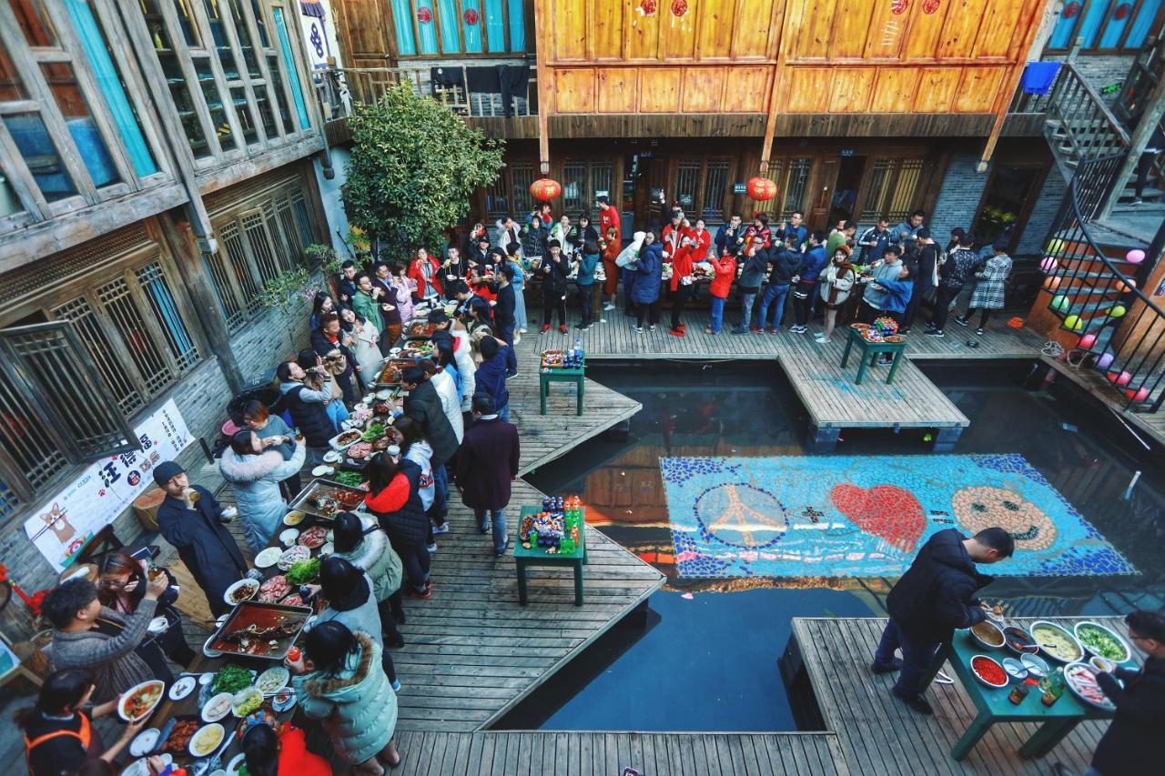 Lijiang Desti Youth Park Hostel Екстер'єр фото