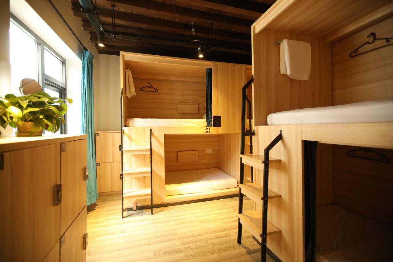 Lijiang Desti Youth Park Hostel Екстер'єр фото