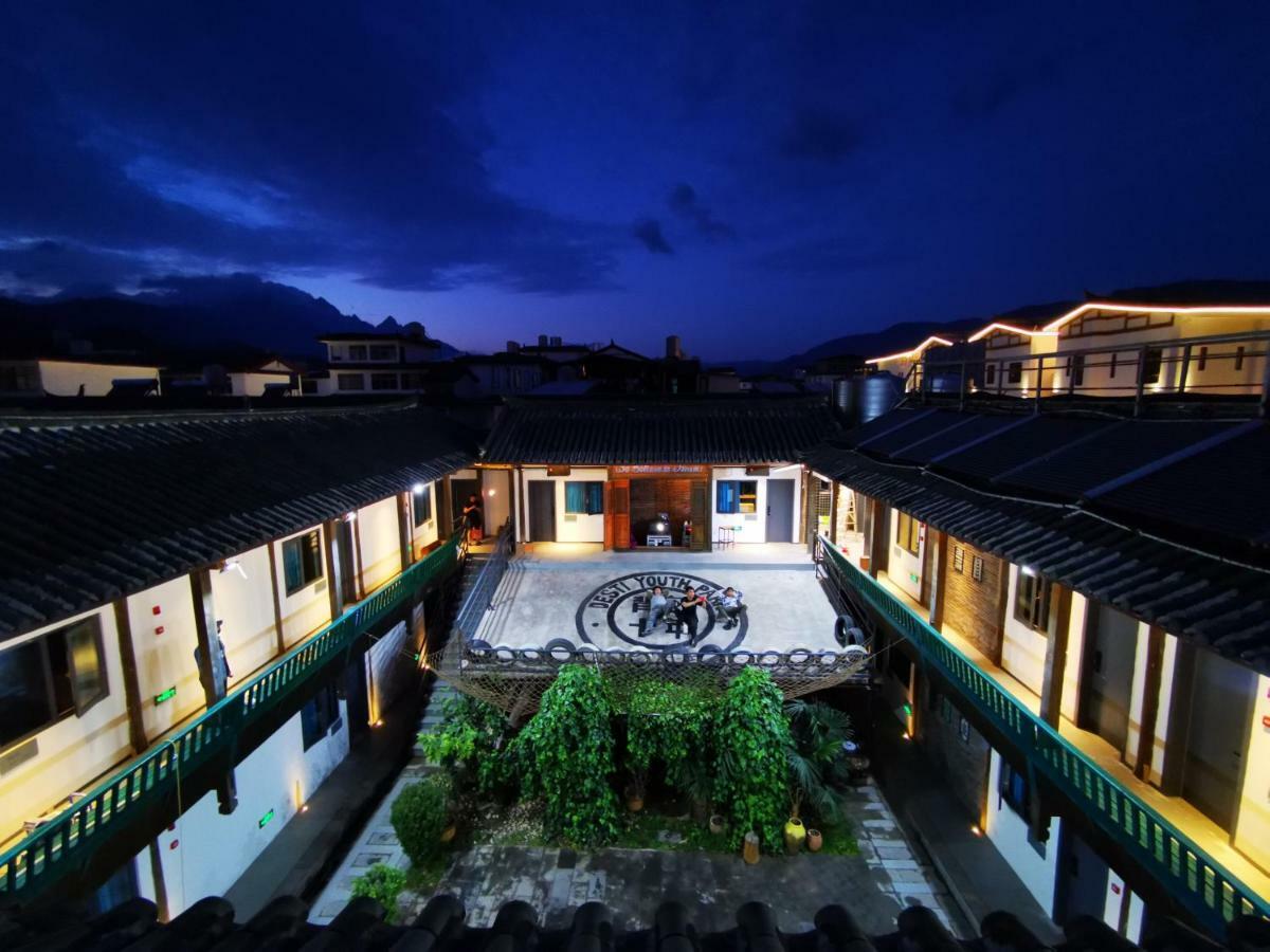 Lijiang Desti Youth Park Hostel Екстер'єр фото