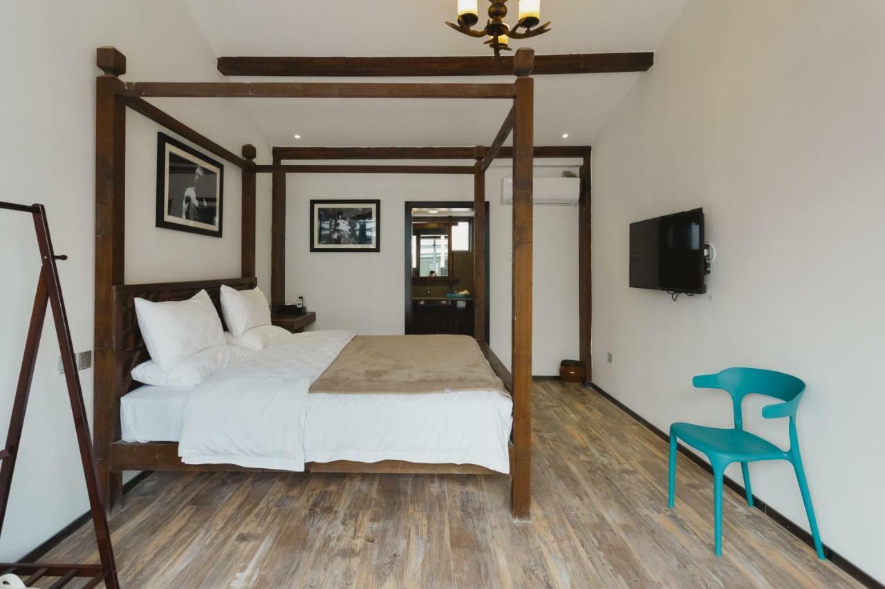 Lijiang Desti Youth Park Hostel Екстер'єр фото